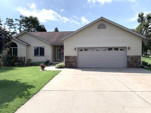 1415 5th St, Belding, MI 48809 photo 1