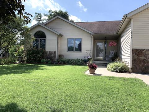 1415 5th St, Belding, MI 48809 photo 3
