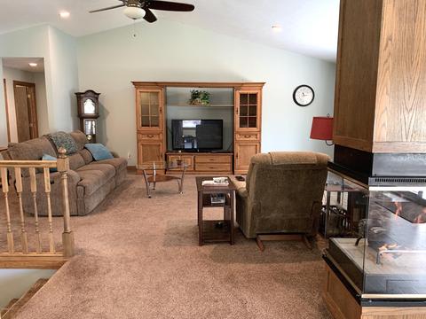 1415 5th St, Belding, MI 48809 photo 5