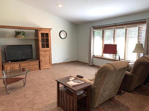 1415 5th St, Belding, MI 48809 photo 7