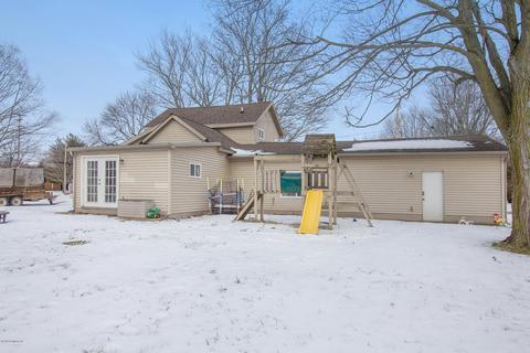 216 E Maple St, Shepherd, MI 48883 photo 24