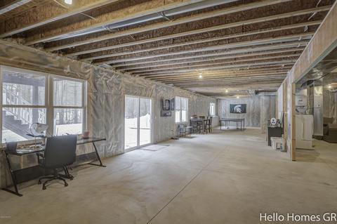 282 Barron Dr NE, Ada, MI 49301 photo 37