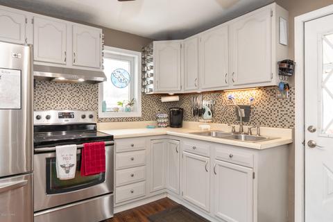 436 E Morrell St, Otsego, MI 49078 photo 5