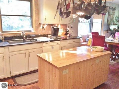 7566 E M-115, Cadillac, MI 49601 photo 6