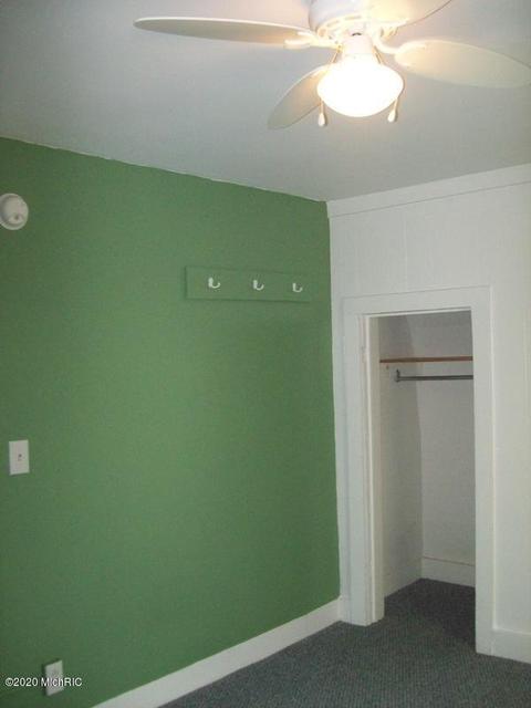 809 Normal Ct, Kalamazoo, MI 49007 photo 19