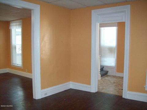 809 Normal Ct, Kalamazoo, MI 49007 photo 6