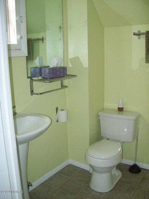 809 Normal Ct, Kalamazoo, MI 49007 photo 23