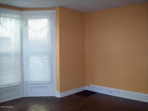 809 Normal Ct, Kalamazoo, MI 49007 photo 8