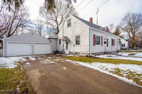 804 Bennett St, Albion, MI 49224 photo 2