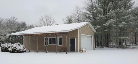 5648 Whitehall Rd, Whitehall, MI 49461 photo 4