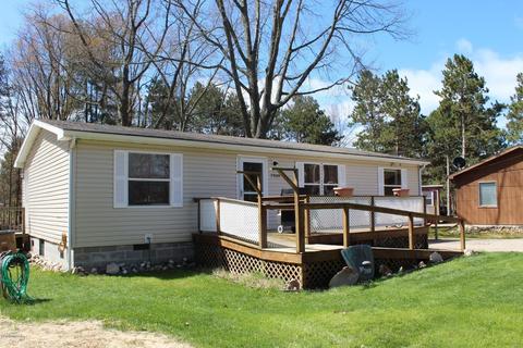 7939 W Fox Rd, Mears, MI 49436 photo 1
