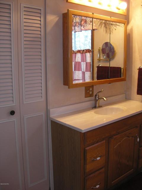 11759 Ayers Rd, Marcellus, MI 49067 photo 16