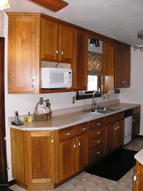11759 Ayers Rd, Marcellus, MI 49067 photo 10