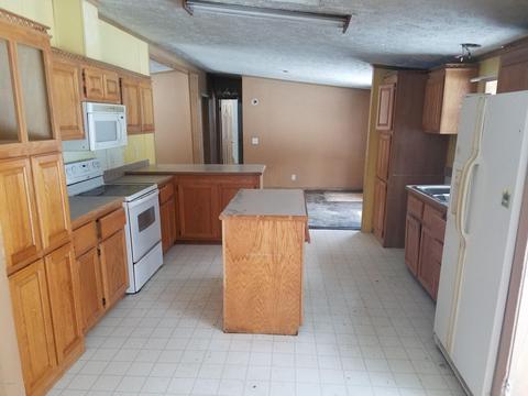 6438 E 16th St, White Cloud, MI 49349 photo 9