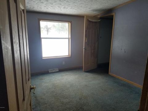 6438 E 16th St, White Cloud, MI 49349 photo 6