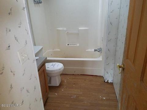 6438 E 16th St, White Cloud, MI 49349 photo 11