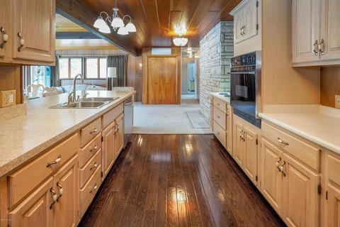 16022 M-89, Augusta, MI 49012 photo 9