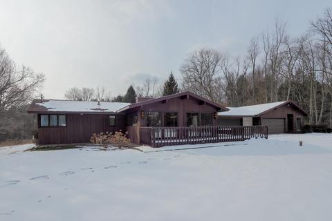 16022 M-89, Augusta, MI 49012 photo 1