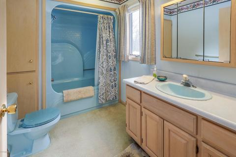 16022 M-89, Augusta, MI 49012 photo 32
