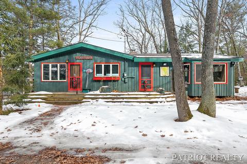 3101 E 82nd St, Newaygo, MI 49337 photo 2