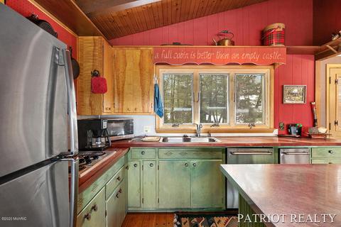 3101 E 82nd St, Newaygo, MI 49337 photo 11