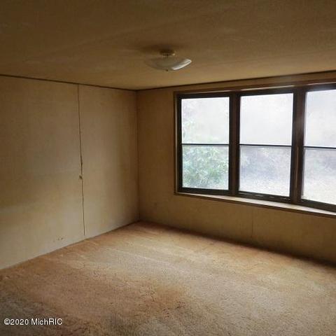 1108 Grow Rd NW, Stanton, MI 48888 photo 10