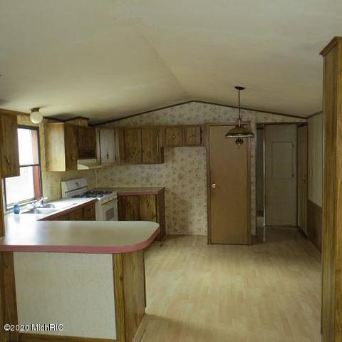 1108 Grow Rd NW, Stanton, MI 48888 photo 9