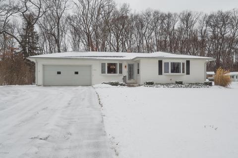 17864 D Dr S, Marshall, MI 49068 photo 1