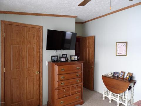 4246 Beach Dr, Reading, MI 49274 photo 32