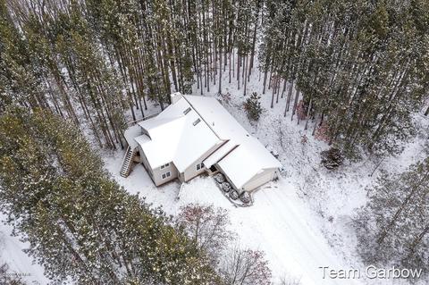6875 4 Mile Rd NE, Ada, MI 49301 photo 18