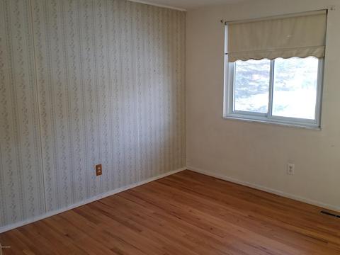 15846 Meadowview Dr, Buchanan, MI 49107 photo 16