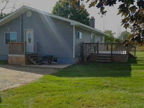 1532 E Sessions Rd, Sheridan, MI 48884 photo 32