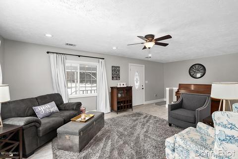 1532 E Sessions Rd, Sheridan, MI 48884 photo 8