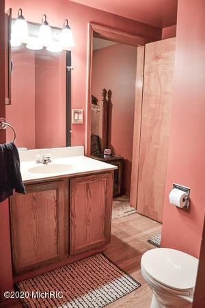 13373 M-216, Marcellus, MI 49067 photo 17