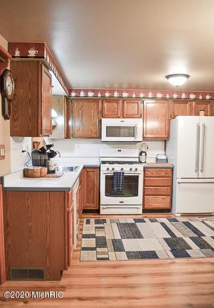 13373 M-216, Marcellus, MI 49067 photo 7