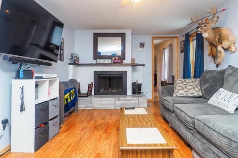 405 S Eagle St, Marshall, MI 49068 photo 4
