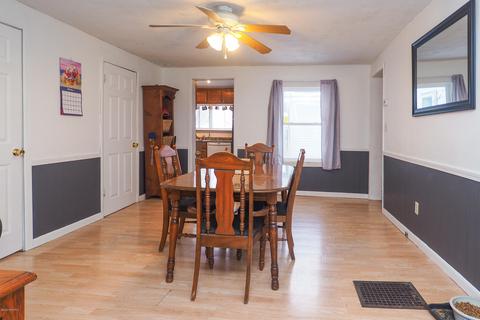 405 S Eagle St, Marshall, MI 49068 photo 7