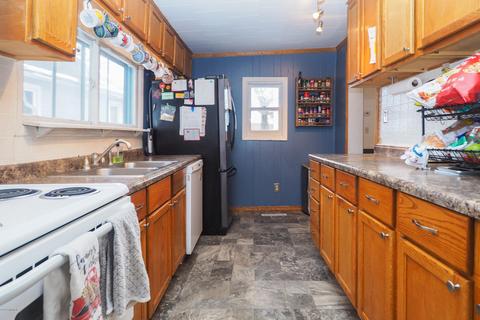 405 S Eagle St, Marshall, MI 49068 photo 9