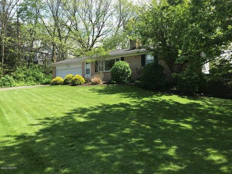 5432 Ada Dr SE, Ada, MI 49301 photo 2