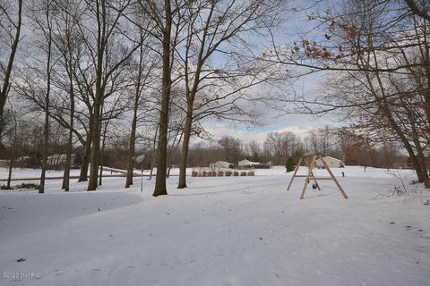 40431 Robin St, Mattawan, MI 49071 photo 22