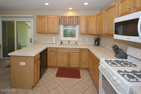 40431 Robin St, Mattawan, MI 49071 photo 6