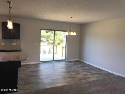 308 Taylor Pl, Sparta, MI 49345 photo 9