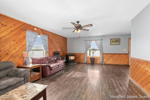 4350 Noddins Rd, Belding, MI 48809 photo 5