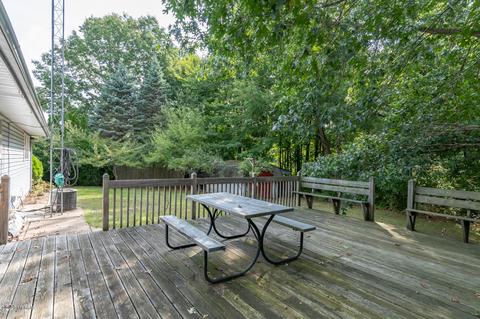231 Kensington Ln, Benton Harbor, MI 49022 photo 17