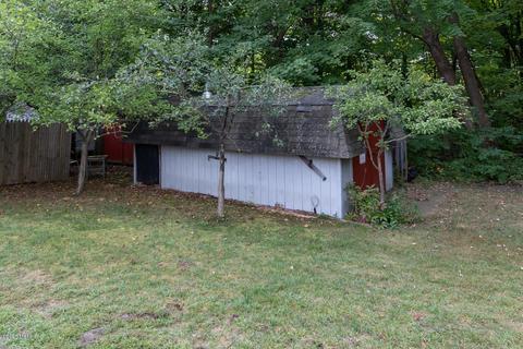 231 Kensington Ln, Benton Harbor, MI 49022 photo 19