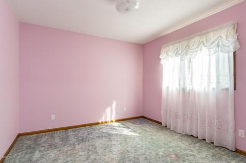 231 Kensington Ln, Benton Harbor, MI 49022 photo 11