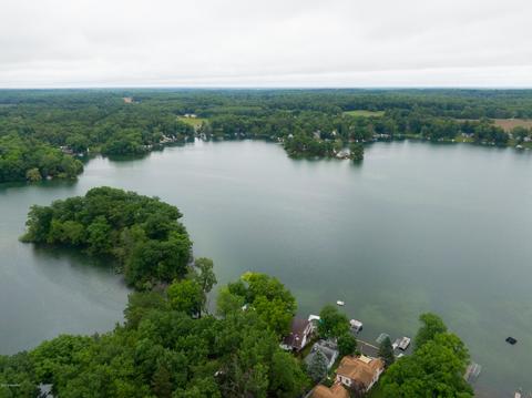 11425 Long Point Dr, Plainwell, MI 49080 photo 43