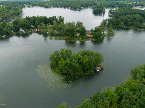 11425 Long Point Dr, Plainwell, MI 49080 photo 45