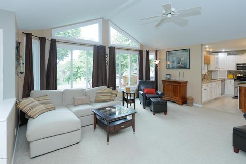 11425 Long Point Dr, Plainwell, MI 49080 photo 7