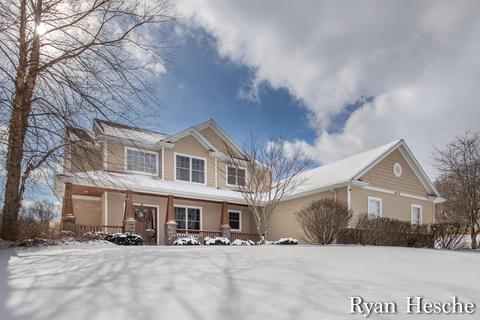 4013 Amazon Dr, Lowell, MI 49331 photo 1
